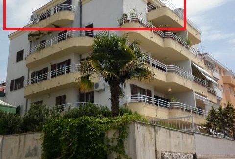 Dreizimmerwohnung in einer urbanen Villa